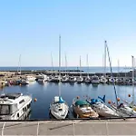 2 Bedroom Awesome In Svaneke