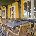 2 Bedroom Awesome In Svaneke