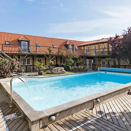 2 Bedroom Awesome In Svaneke