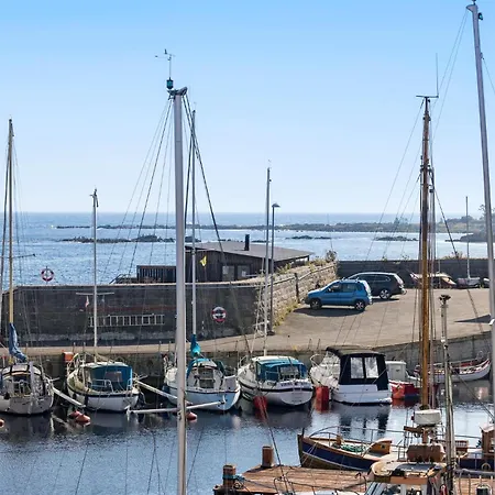 2 Bedroom Awesome In 아파트