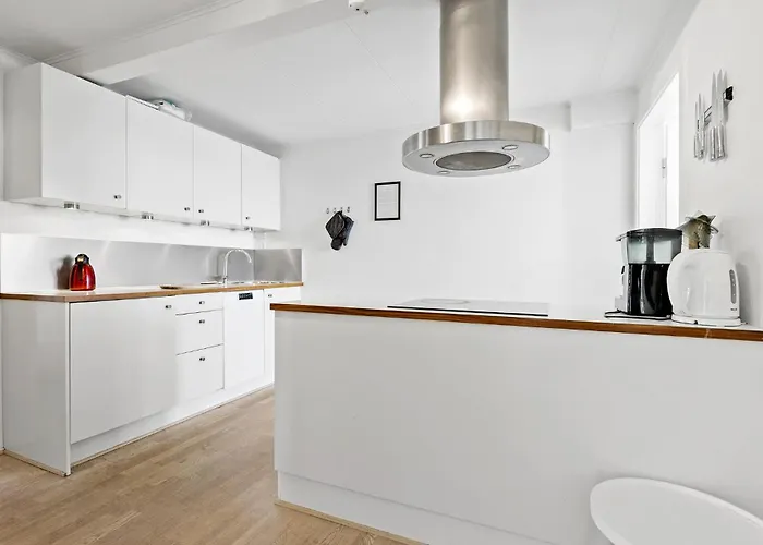 2 Bedroom Awesome In